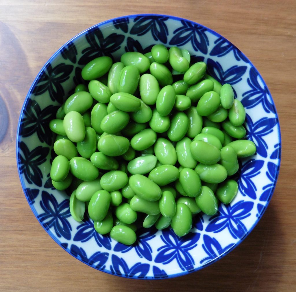 How to Grow Edamame Beans in Your Backyard (Guide) InstallItDirect